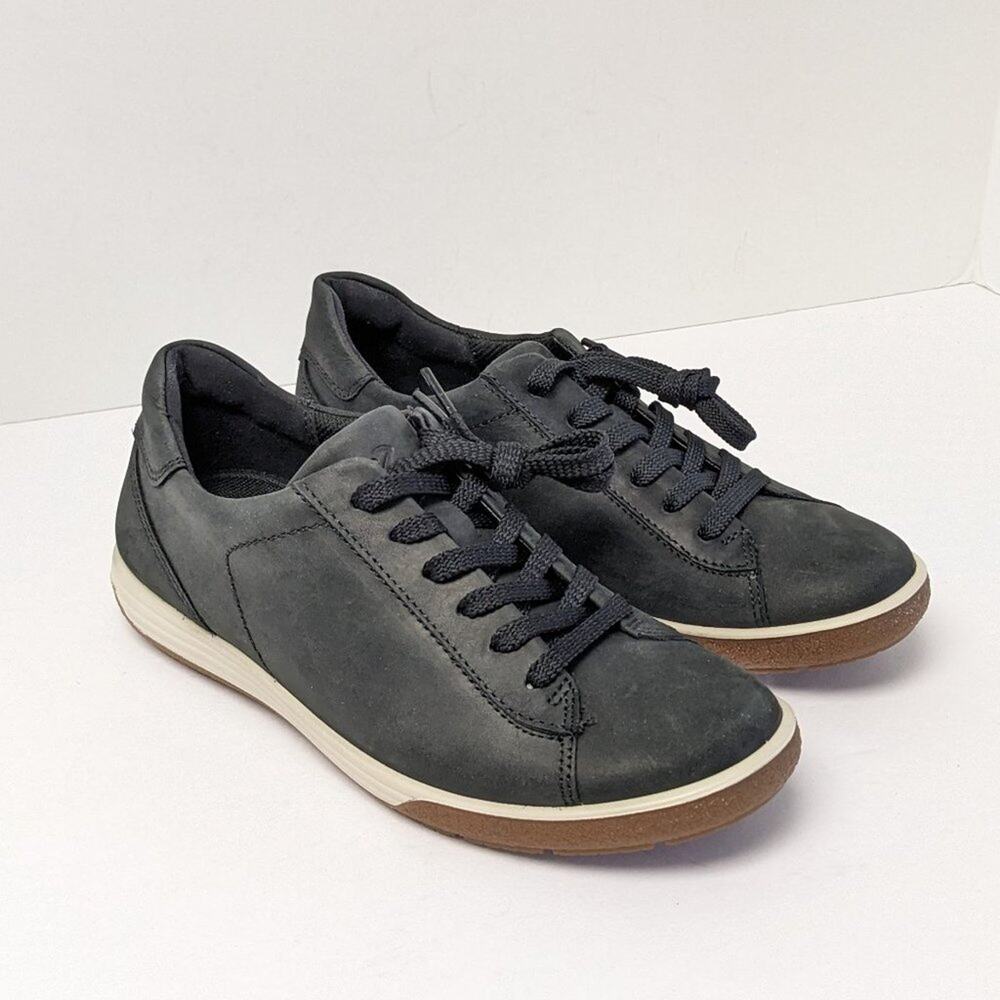 ECCO Chase II Tie Sneakers, Black Leather, Women's 37 EU (US 6-6.5)